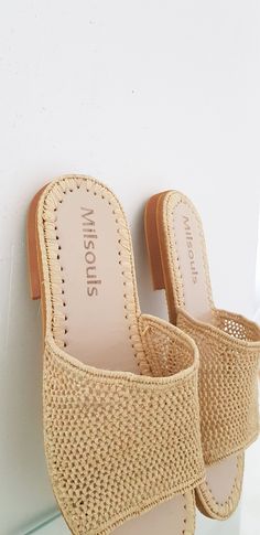 Moroccan Shoes, Summer Mules, Raffia Shoes, Raffia Sandals, Handmade Sandals, Shoes Handmade, Woven Raffia, Carpet Handmade, Handmade Shoes