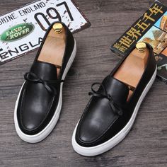 Korean Version Of Low-top Leather Loafers Casual Lazy Shoes With One Pedal - Dazpy Men Shoes Formal, Mens Shoes Boots, Boots And Sneakers, Formal Shoes, Mens Sandals, Ladies Tops Fashion, White Shoes, Dresses With Leggings, Leather Loafers