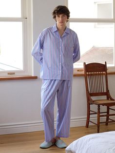 Composition : Cotton 100%Color : Do not add, shopping bag + gift box addCountry of Origin : KOREA Bed Chem, Men's Sleepwear, Mens Pajamas Set, Mens Sleepwear, Striped Pyjamas, Pajamas Set, Sleepwear Robe, Mens Pajamas, Men's Style