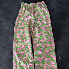 Brand New With Tage By Dream Big Is An Adorable Sleep Pant In An Youth Size Large They Have An Elastic Waistband And They Are A Very Soft Flannel Like Material. There Are Frogs In Green All Over The Pant. The Colors Are Beautiful In Pink And Green The Material Is 100% Cotton And They Feel Like A Soft Cotton Flannel Pink Cotton Sleepwear With Elastic Waistband, Playful Pink Cotton Pants, Casual Pink Sleepwear Long Pants, Casual Green Sleepwear With Elastic Waistband, Green Stretch Cotton Sleepwear, Casual Pink Pants For Pajama Party, Pink Cotton Pants For Sleepover, Green Sleepwear Long Pants For Sleepover, Casual Green Pants For Pajama Party