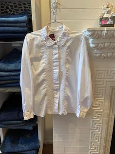 peter pan collar blouse Tagged Size: L Pit to Pit: 20" Length: 26" Arm: 22" Price: $27 SHIP TO CANADA & USA ONLY  ALL SALES FINAL  IG: @ judyjeanvintage  27 William St. Paris ON.  #vintage #cottagecore #poet #dresshirt #white Classic Top With Striped Collar For Daywear, Fall Button-up Tops With Lace Collar, Collared Fitted Blouse With Placket, Button-up Top With Lace Collar For Fall, Classic Tops With Detachable Collar For Work, Lace Collar Button-up Tops For Fall, Fall Lace Collar Button-up Tops, Fitted Collared Blouse With Placket, Casual Fitted Blouse With Cute Collar