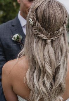 Bridal Hairstyles With Braids, Bridemaids Hairstyles, Wedding Hair Half, Simple Prom Hair, Dance Hairstyles, Fishtail Braid, Prom Hairstyles For Long Hair, Trendy Wedding Hairstyles