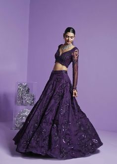 Purple lehenga with a deep neck long-sleeved embroidered blouse paired with a-line floral embroidered lehenga and mesh dupatta. Purple Lehenga, Modern Bridal Gowns, Indian Wedding Bride, Organza Lehenga, Indian Bridal Lehenga, Vacuum Storage, Embroidered Lehenga, Lehenga Blouse, Embroidered Dupatta