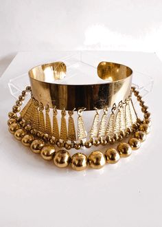 Festival Costume Jewelry Choker, Metal Choker For Festivals, Metal Choker For Festival, Vintage Adjustable Choker Necklace, Unique Adjustable Metal Choker, Adjustable Metal Costume Jewelry, Vintage Brass Choker Jewelry, Gold Metal Festival Choker, Adjustable Metal Necklaces For Festivals