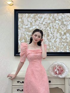 Indian Clothes Women, Korean Fashion Women Dresses, Women Dresses Casual Summer, Simple Frock Design, Party Dress Classy, Simple Frocks, Beautiful Casual Dresses, Pink Party Dresses