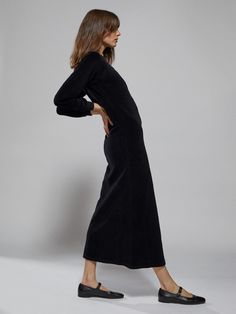 Capturing the essence of low-key luxury, and a pared-down approach to life, the tactile texture of the Didion dress pursues personal expression, and a sense of easy identity. For us simplicity always sings, and the gentle sway of the long, lantern sleeve, married with the falling length of the hem is a play on proportions perfect for maximal winter style. Suzie Kondi, Long Velvet Dress, Thanksgiving 2024, Tactile Texture, Lantern Sleeve, Lantern Sleeves, Low Key, Velvet Dress, Winter Style