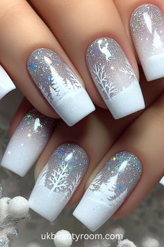 Minimalist Holiday Nails Short, Subtle Christmas Nail Designs, Subtle Christmas Nails Square, Over The Top Christmas Nails, Gem Christmas Nails, Christmas Pop Art Nails, Pretty Nail Art Designs Sparkle, Winter Aura Nails, Cute Nail Ideas For Summer 2024