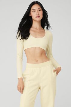 Ribbed Defined Long Sleeve Bra - French Vanilla Alo Yoga Outfit, Hyunjin Photoshoot, Chanel Loafers, Straykids Hyunjin Photoshoot, Flared Leggings, Straykids Hyunjin, Yoga Tank Tops, Fabric Light, French Vanilla