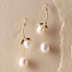 Anthropologie Style Sculptural Pearl Bloom Earrings. These Beautiful Classic Earrings Can Be Worn For Special Occasions, Perfect As Bridal Earrings Or Bridesmaid Gifts. If You Need Several Pairs For Gifting, Please Add To Bundle And Send Me A Private Message For Discount Pricing. Comes In Jewelry Gift Box And Jewelry Pouch For Storage And Traveling. Material : Pearls, Sterling Silver (925s), 14k Gold, Cubic Zirconia Hypoallergenic. Measurements: 1.75” L Gold Pearl Drop Earrings Anthropologie Sta Gold Pearl Drop Earrings, Anthropologie Earrings, Anthropologie Jewelry Earrings, Pearl Drop Earrings Gold, Anthropologie Style, Drop Earrings Gold, Pearl Earrings Wedding, Vintage Style Earrings, Bridal Earrings Pearl