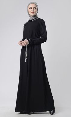 A perfect wardrobe piece for minimalistic style Simple and classy details Rib collar Includes both side pockets Front drawstring Full Sleeves with rib cuff (White Piping Detail) FABRIC:Cotton Jersey CARE: Machine wash cold Abaya With Pockets, Minimalistic Style, Mens Items, Abaya Dress, Perfect Wardrobe, Delicate Details, Full Sleeves, Womens Tunics, Rose Print