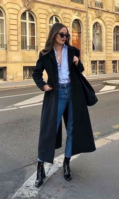 Skandinavian Fashion, Outfit Chic, Look Retro, Coat Outfits, Mode Inspo, 가을 패션, Fashion Mode, Looks Style, Mode Inspiration