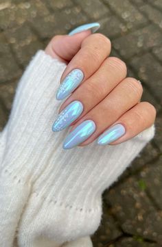 43 Of The Best Winter Nail Designs and Winter Nails of 2023 You Will Absolutely Love Blue Christmas Nails, Winter Nails Acrylic, Christmas Gel Nails, Easy Nails