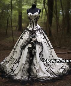 Goth Style Wedding Dress, Goth Princess Wedding Dress, Romantic Gothic Wedding Dress, Black Goth Wedding Dress, White Gothic Wedding Dress, Vampire Wedding Dress, Emo Wedding Dresses, Alt Wedding Dress