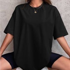 Drop Shoulder T Shirt Black Us Size 4 X36 Oversized Black Plain Top, Trendy Black Solid Color T-shirt, Basic Black Oversized Tops, Black Oversized Basic Tops, Black Relaxed Fit Basic Top, Basic Black Crew Neck Tops, Black Plain Casual Tops, Casual Black Plain Top, Trendy Plain Tops For Streetwear