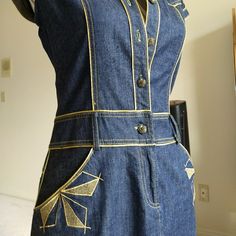 Denim Dress W/ Gold Detail Piping Trim Simple Classic Design! Short Sleeve, Collar, Shirt Dress Style Two Front Pockets & 2 Back Pockets New Without Tags, Never Worn, Still Feels New & Crisp Collar Shirt Dress, Dress Inspo, Shirt Dress Style, Collar Shirt, Gold Details, Dresses Xs, Blue Gold, Denim Dress, Piping