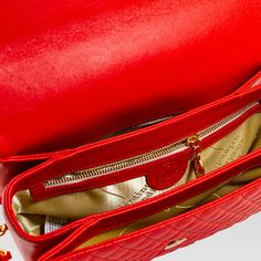 https://www.designeritalianbags.com//wp-content/uploads/2022/11/02VO4579CLRD.mp4
Valentino Orlandi Women’s Small Evening Purse Handbag Italian Designer Messenger Bag Top Handle Bag Passion Red Caviar Quilted Genuine Leather in Moon Shape Design with Chain Strap – 40% off $2,350 Retail Price!!! All new 2023 Valentino Collection! Directly from Italy!
Luxury meets function! From the renown designer all new collection comes a masterpiece in luscious quilted caviar leather with its iconic trendy plea Moon Purse, Red Caviar, Valentino Collection, Red Chanel, Fabric Combinations, Moon Shape, Evening Purse, Italian Designer, Designer Handbag