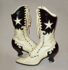 1880s Boots, Wild West Show, Historical Shoes, Victorian Boots, Victorian Ladies, Silver City, Victorian Women, Vintage Boots