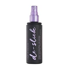 Urban Decay De-Slick Oil Control Makeup Setting Spray for oily skin is a weightless mist that locks in face makeup to control oil and deflect surface shine. Make Up Spray, Urban Makeup, Vibrant Makeup, Makeup Sephora, Urban Decay All Nighter, Fixing Spray, Urban Decay Cosmetics, Makeup Spray, Smink Inspiration