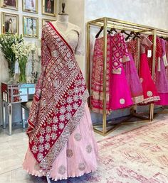 Outfit For Mehendi Function, Neeta Ambani, Sangeet Lehenga, Chania Choli, Mehendi Function, Designer Dupatta, Choli Dress, Navratri Chaniya Choli, Wedding Shopping