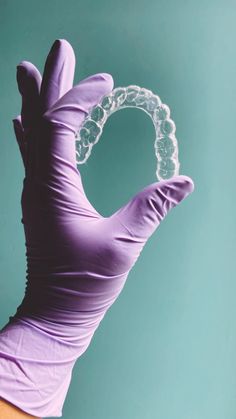 Dentist Aesthetic Art, Dental Lifestyle, Orthodontics Aesthetic, Dentistry Wallpaper, Dentist Lifestyle, Dentist Instagram, Dental Illustration, Dentist Aesthetic, Dentistry Aesthetic