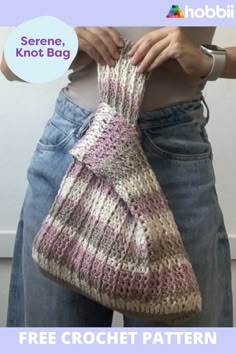 a woman is holding a crocheted bag with the words free crochet pattern