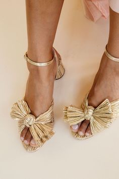 Colorful Sandals, Bow Clutch, Colored Sandals, Essense Of Australia, Butterfly Knot, Shoe Inspo, Gold Heels, Tonga