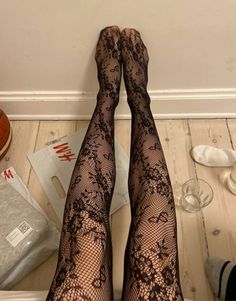 #pinterest #aesthetic #rich #girl Marla Singer, Fest Outfits, Mode Inspo, Look Vintage, French Girl, Looks Style, Mode Inspiration, Looks Vintage, Look Fashion