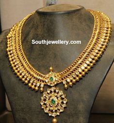 Tanishq Jewellery, Antique Gold Necklace, Latest Indian Jewellery, 22 Carat Gold Jewellery, Gold Temple Jewellery, Gold Necklace Indian, Gold Jewelry Simple Necklace