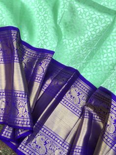 Pastel Sarees, Kanchi Sarees, Kanjeevaram Sarees, Sparkly Makeup, Pattu Saree Blouse Designs