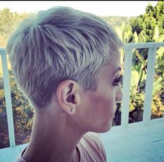 Buzz Cut Women, Haircut For Older Women, Short Blonde, Buzz Cut, Short Hair Older Women, Short Hair Styles Pixie, Pixie Cuts