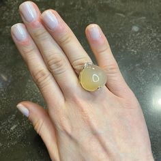 This Natural Agate Big Drop Ring Showcases The Stunning Beauty Of Natural Agate In A Bold, Eye-Catching Design. Crafted From High-Quality Materials, This Ring Offers A Unique And Elegant Touch To Any Outfit. The Natural Agate's Mesmerizing Patterns And Colors Make Each Piece One-Of-A-Kind, Making This Ring A Special Addition To Any Jewelry Collection. Made Of: Natural Agate Silver Plating (7-10 Microns) Over Brass Made In Brazil Disclaimer: Please Note That All Semiprecious Stones Have Imperfect Elegant Agate Gemstones With Gemstone Accents, Silver Carnelian Gemstone Jewelry, Formal Jewelry With Natural Chalcedony Stones, Elegant Agate Gemstones, Formal Chalcedony Jewelry With Natural Stones, Elegant Citrine Rings With Natural Stones, Elegant Silver Agate Gemstones, Carnelian Gemstone Drop Jewelry, Silver Carnelian Teardrop Jewelry