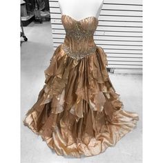 Gold Fantasy Dress, Formal Clothing, Gold Prom Dresses, Gold Gown, Prom Ideas, Fantasy Dress, Size 6 Dress, Book Decor, Quinceanera