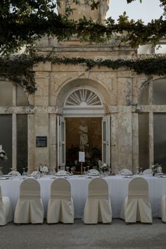 A Baroque Inspired Wedding at a Palace in Malta Malta Wedding, Riverside Weddings, Vintage Wedding Table, Seaside Hotel, Chateau Wedding, Wedding Inside, The Lane, Elegant Centerpieces, Mexican Wedding