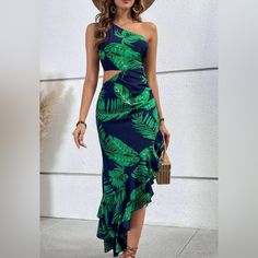 Beautiful Dress. Great Material. Fits True To Size. Green One-shoulder Midi Dress For Vacation, Green One-shoulder Sundress, Green One-shoulder Beach Dress, One Shoulder Green Beach Dress, One-shoulder Green Beach Dress, Shein Bodycon Dress, Black Velvet Gown, Velvet Bodycon Dress, Velour Dress