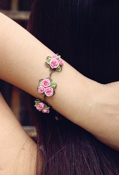 pink rose bracelet, flowers bracelet, vintage bracelet , floral Adjustable Rose Flower Bracelet, Bracelet Flowers, Polymer Clay Kunst, Sculpted Jewelry, Clay Rose, Polymer Clay Flower Jewelry, Polymer Clay Bracelet, Rose Bracelet, Clay Bracelet