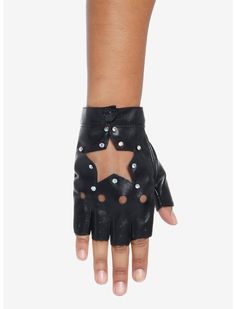 Rhinestone Star Cutout Moto Fingerless Gloves | Hot Topic Star Gloves, Howleen Wolf, Leather Fingerless Gloves, Tall Hoodies, Biker Chick, Plus Size Fits, Sweaters And Jeans, Dream Clothes, Look Cool