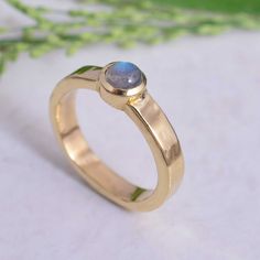 "Gray Labradorite Ring, Dainty Ring, Women Ring, grey stone ring, Labradorite Ring, Statement Ring, anniversary gift, Halloween gift ♥ SIZE:- All Size Are Available, choose from variation. ♥Material:-Brass ♥ STONE:- Labradorite   ♥ BENEFITS OF LABRADORITE... Labradorite is excellent for strengthening intuition - promoting psychic abilities. Labradorite banishes fears and insecurities and strengthens faith in the self and trust in the universe. It stimulates the imagination and calms an overactiv Labradorite Benefits, Dainty Gold Band, Midi Rings Gold, Strengthening Intuition, Zierlicher Ring, Jewelry Dainty, Labradorite Jewelry, Bagan, Ring Stacking