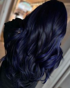 Blue Dye On Dark Brown Hair, Raven Blue Hair Color, Dark And Blue Hair, Black Hair With Dark Blue Balayage, Navy Blue And Black Hair, Dark Hair With Dark Blue Highlights, Black Blue Undertone Hair, Midnight Blue Hair Aesthetic, Dark Blue Ends Hair