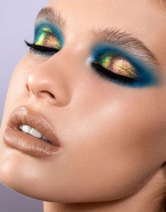 Multichrome Liquid Eyeshadows | Chromium | Natasha Denona Bright Makeup, Make Up Inspiration, Natasha Denona, Elegant Makeup, Liquid Eyeshadow, Eye Makeup Art, Eyeshadow Tutorial, Colorful Eyeshadow, Editorial Makeup