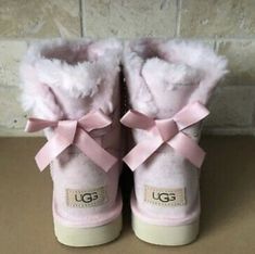 Winter Princess, Dr Shoes, Pink Bows, Pink Princess, Pretty Shoes, Dream Shoes, Just Girly Things, Ribbon Slides, Pink Christmas