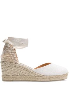 white/gold-tone almond toe metallic threading branded leather insole mid wedge heel braided raffia sole tie-fastening ankle strap Castaner Espadrilles, Blue Espadrilles, Wedge Espadrilles, Black Espadrilles, Gold Models, Espadrille Shoes, Threading, Shoe Brands, Wedge Heels