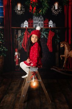 Fun Christmas Photos, Christmas Session, Christmas Tree And Fireplace, Funny Christmas Pictures, Holiday Balloons, Xmas Photos, Christmas Photo Booth