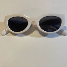 White Plastic Frame Sunglasses W Gray Lenses Nwt H 1 3/8” X H 2” Classic White Cat Eye Sunglasses For Summer, Classic White Sunglasses For Spring, White Polarized Adjustable Sunglasses, Casual White Cat Eye Sunglasses With Uv Protection, Classic White Sunglasses For The Beach, White Plastic Cat Eye Sunglasses With Polarized Lenses, Chrome Hearts Sunglasses, Original Wayfarer Classic, Christian Dior Sunglasses