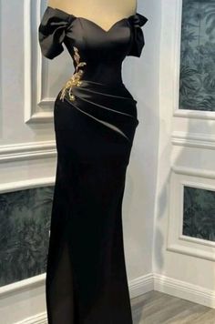 Shimmer Long Dress, Pretty Dresses For Weddings Guests, Long Gown Elegant Classy, Dinner Dress Classy Elegant, Elegant Dinner Dress, Classy Wedding Guest Dresses, Dinner Gowns, Type Of Content, Chic Dress Classy