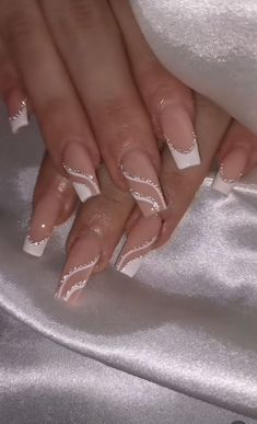 Simple Glam Acrylic Nails, Nails White Design Classy, Simple Gel Nail Designs Classy, Pink White Silver Nails, Girly Acrylic Nails Designs Pink, Simple Girly Acrylic Nails, White And Silver Nails Short, Nail Ideas French Tip Classy, Fancy Nails Designs Classy