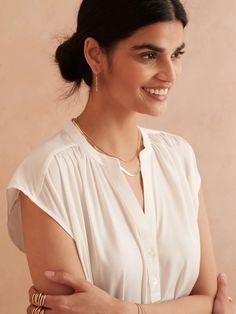 Button Dolman Top | Banana Republic Factory Dolman Shirt, Professional Blouses, Career Outfits, Dolman Top, Top Banana, Summer Work Outfits, Dolman Sleeve Tops, Blouse Short Sleeve, Twill Shirt