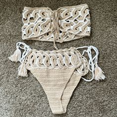 This Suit Is Brand New Never Worn Or Washed. Purchased From A Etsy Sellar. The Top Laces Up The Front And The Bottoms Tie Off On The Sides.This Suit Is A One Of A Kind Made To Order. The Top Is See Thru So I Am Including A Pair Of Bra Padding To Keep It Discrete. Unless Your More On The Daring Side Lol. Tropical Bathing Suits, Sporty Swim, Navy Blue Bikinis, Swimming Bathing Suits, Mink Pink, Swim Suit Bottoms, Padded Bras, Lace Tops, Cream White