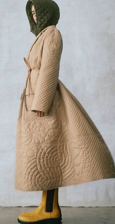 Silhouette Mode, Quilted Clothing, Cotton Trench Coat, Jonathan Anderson, Creation Couture, Jw Anderson, Quilted Coat