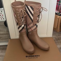 Burberry Waterproof Rubber Rain Boots With Signature Check Canvas And Faux Leather Trim. Brand New In Box With Tag. Beige Waterproof Winter Boots, Winter Beige Waterproof Boots, Beige Waterproof Boots For Fall, Shadow Wizard, Burberry Boots, Burberry Rain Boots, Ankle Rain Boots, Burberry Vintage, Neoprene Rubber