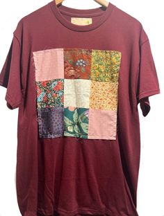 Unisex quilt patch T-shirt  Cotton T shirt size large Thrifted quilt patch Quilt Patch Shirt, Crew Neck Cotton T-shirt With Patchwork, Cotton Graphic Tee With Patchwork, Cotton Patchwork Graphic Tee T-shirt, Red Patchwork Crew Neck T-shirt, Casual Quilted Cotton Tops, Graphic Tee T-shirt With Patchwork Short Sleeve, Graphic Tee With Patchwork Short Sleeve, Casual Red T-shirt With Patchwork